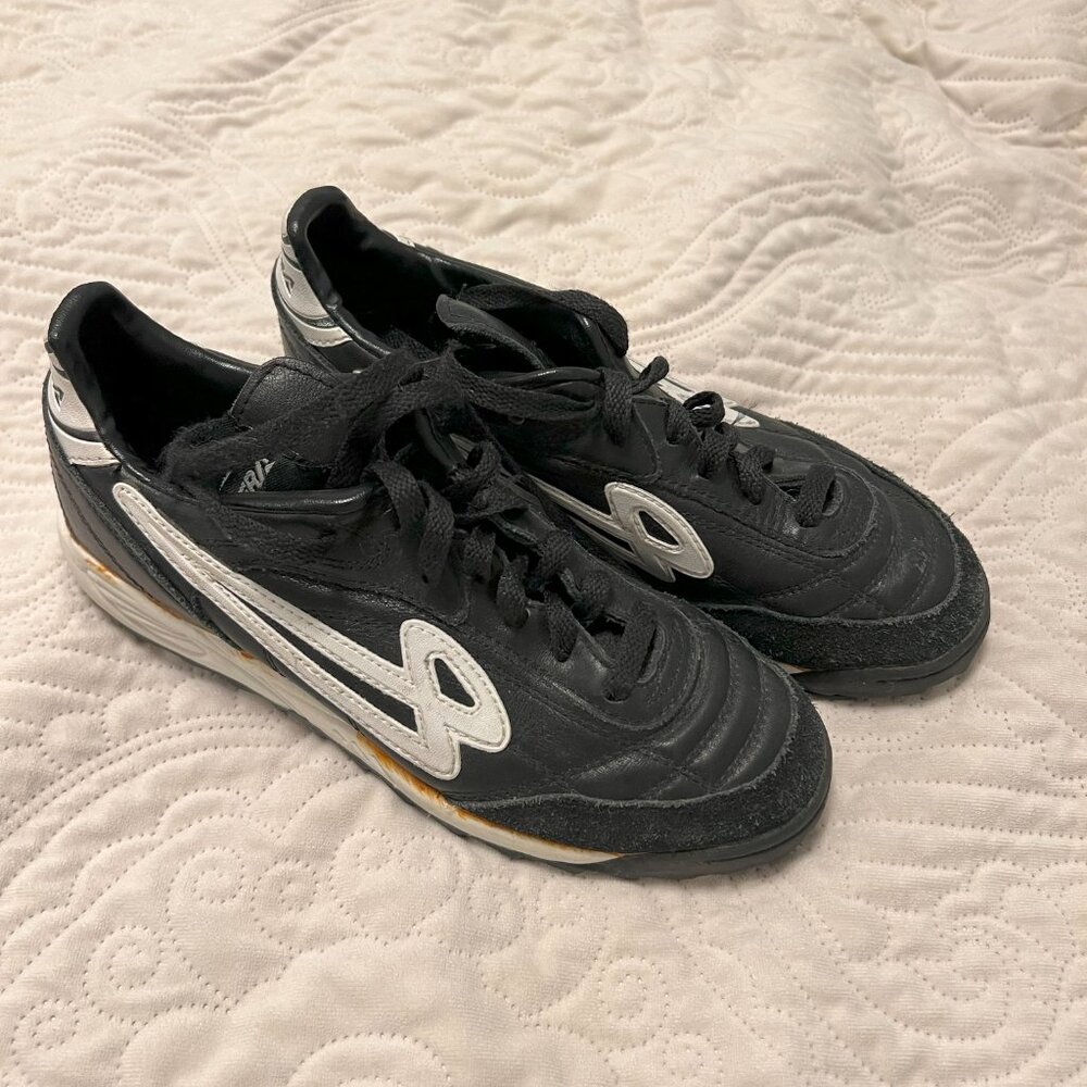 Lanzera Turf Shoes